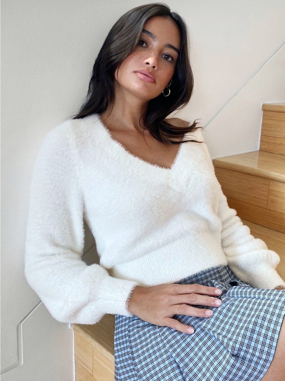 Aritzia Sunday Best Kitten V-Neck Sweater